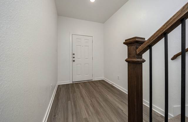 2010 Augustus Dr. Gallery 3