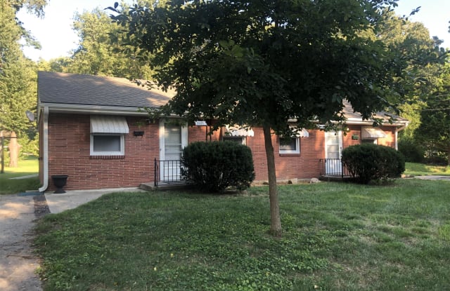 2023 South Harris Avenue - 2023 South Harris Avenue, Independence, MO 64052