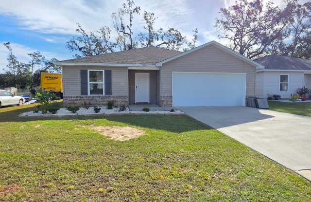Nicely Built 4BR/2BA Home Gallery 1