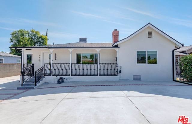 6627 Ranchito Ave photos photos