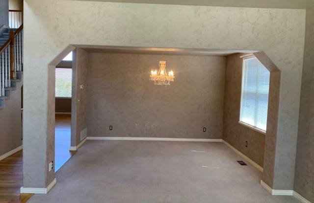 5135 Briscoglen Drive Gallery 2