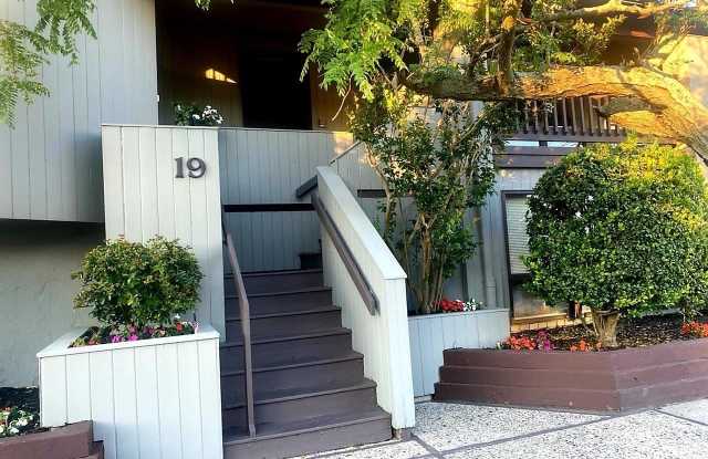 19A S Gladstone Ave Gallery 3