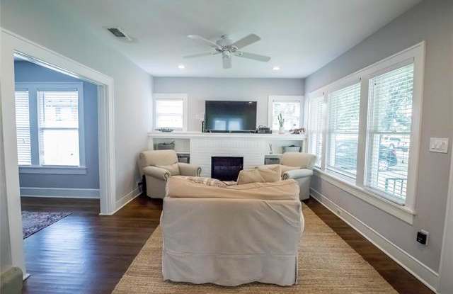 2319 W Rosedale Street S Gallery 2