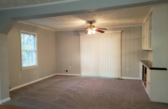 2796 Spain Drive Gallery 3