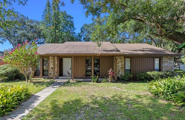 525 GARDEN HEIGHTS DRIVE - 525 Garden Heights Drive, Winter Garden, FL 34787 525 GARDEN HEIGHTS DRIVE - 525 Garden Heights Drive, Winter Garden, FL 34787
