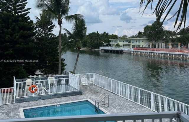 1233 Marseille Dr photos photos