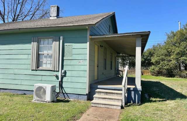 ONE BEDROOM/ONE BATH - CONVENIENT LOCATION! Gallery 3