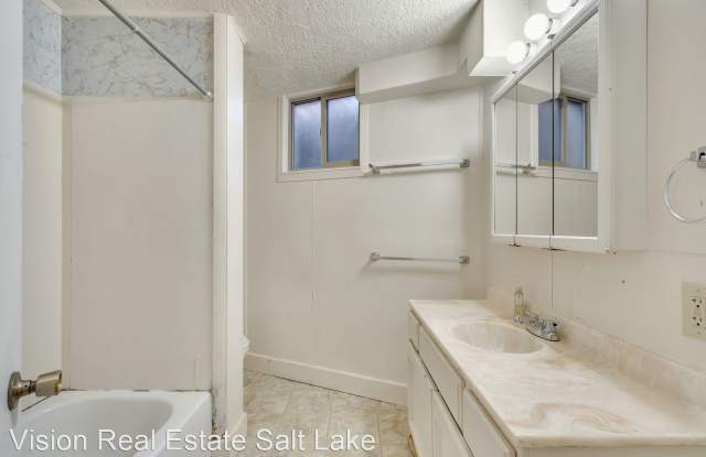 1611 S West Temple Gallery 4