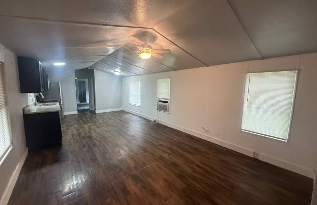 412 North Street Gallery 2