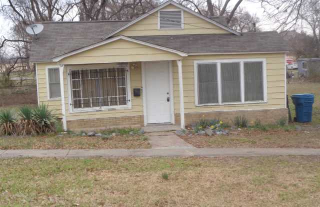 1906 E Capitol Avenue - 1906 East Capitol Avenue, Little Rock, AR 72202 1906 E Capitol Avenue - 1906 East Capitol Avenue, Little Rock, AR 72202