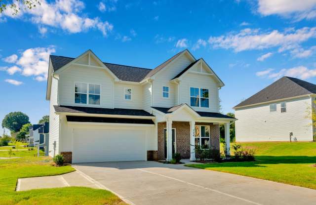 Beautiful 4BR 2.5BA Home w/ Full Appliance Kitchen • Garage Parking • photos photos