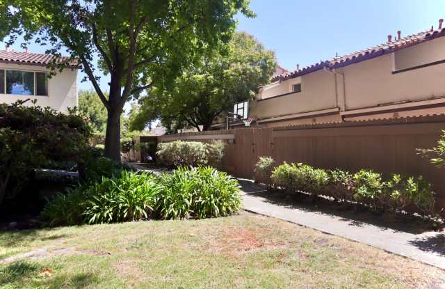Charming 2-Bedroom Townhouse in Fremont - Kimber-Gomes Neighborhood - 41010 Cornac Terrace, Fremont, CA 94539