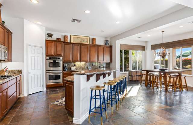 49567 Escalante Street Gallery 2