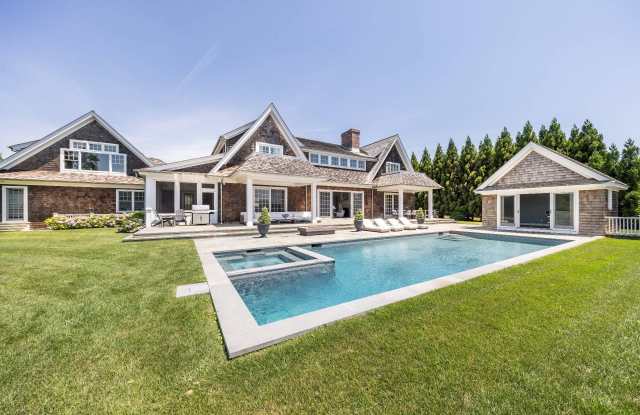 32 Old Montauk Highway Gallery 2