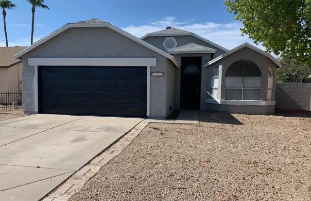 7930 W KRALL Street photos photos