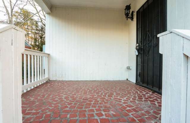 2088 Verbena Street Northwest Gallery 2