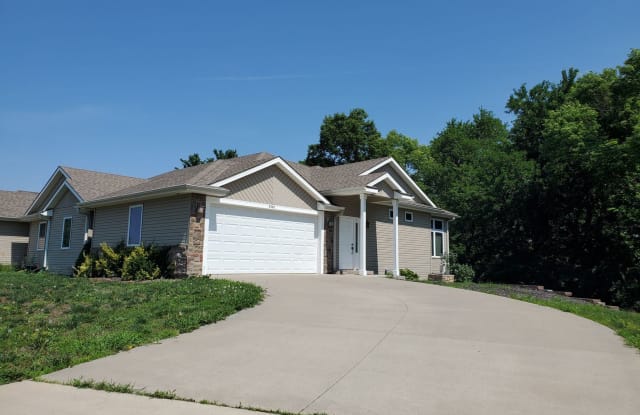 3502 SE Taurus Ave. - 3502 Southeast Taurus Avenue, Topeka, KS 66605