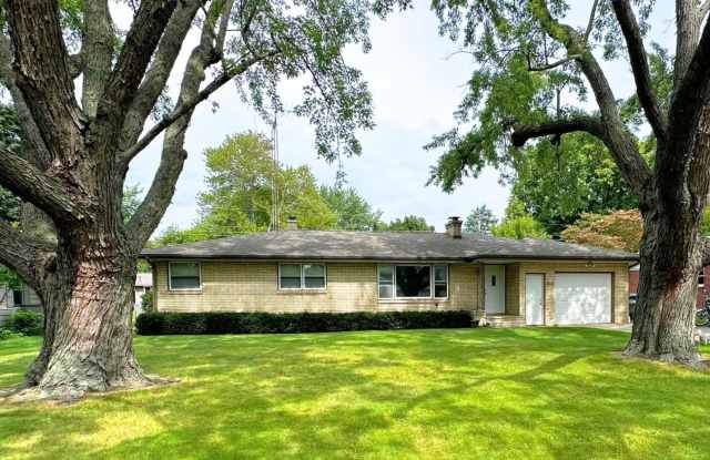 813 Clemens Ave photos photos