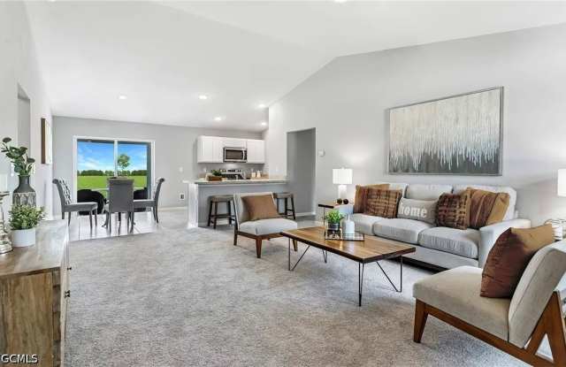 3202 49th Street W Gallery 3