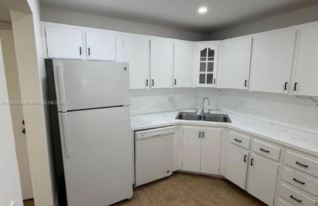 10701 Royal Palm Blvd - 10701 Royal Palm Boulevard, Coral Springs, FL 33065