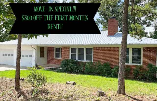 MOVE-IN SPECIAL- $300 OFF FIRST MONTH'S RENT! photos photos MOVE-IN SPECIAL- $300 OFF FIRST MONTH'S RENT! photos photos