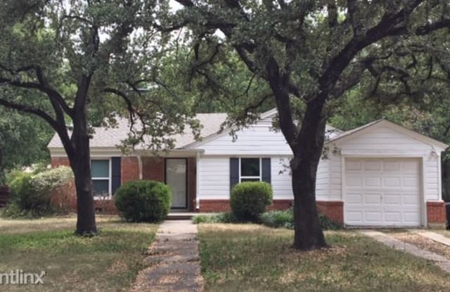 6425 Garland Ave - 6425 Garland Avenue, Fort Worth, TX 76116