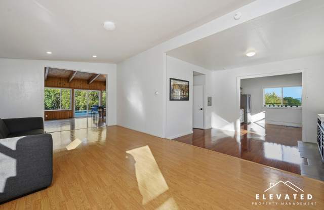 2291 Westside Road Gallery 3