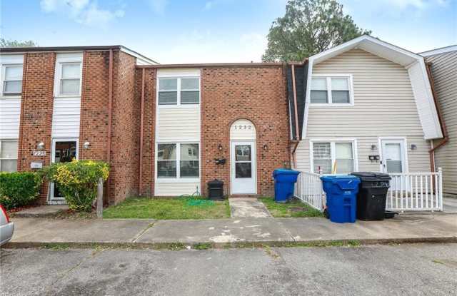 1232 Clydesdale Lane - 1232 Clydesdale Lane, Virginia Beach, VA 23464