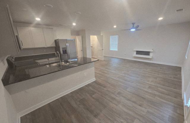 Charming 3BR House in Union City Gallery 4