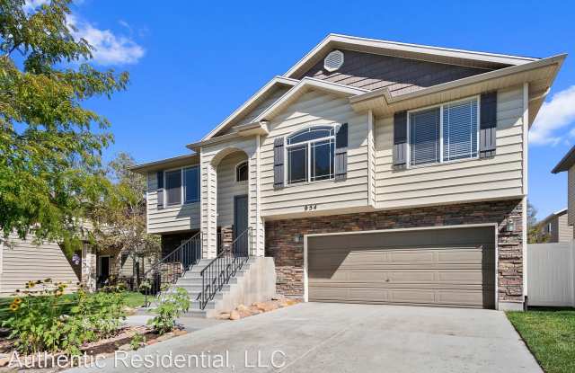 954 York Dr - 954 York Drive, North Salt Lake, UT 84054