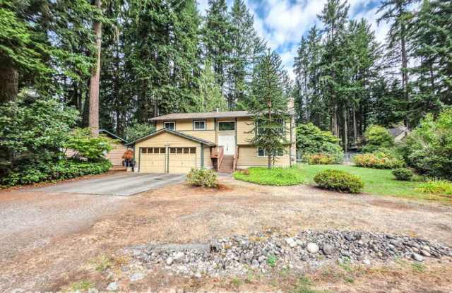 19044 NE 165th Pl - 19044 Northeast 165th Place, Cottage Lake, WA 98072