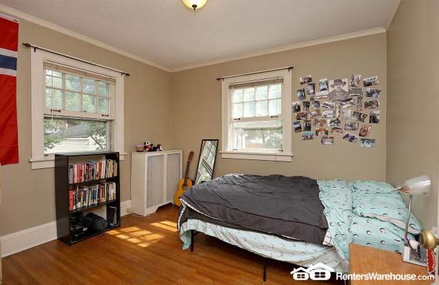 1849 Saint Clair Avenue Gallery 4