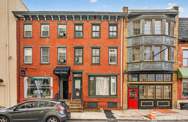 11 N Willow Street unit: 1 photos photos