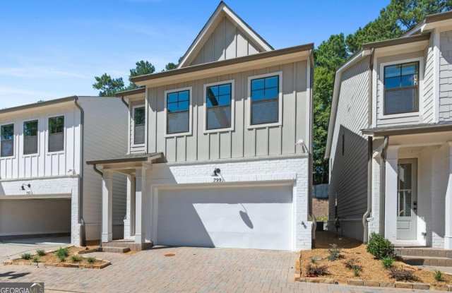 799 Stickley Oak WAY photos photos