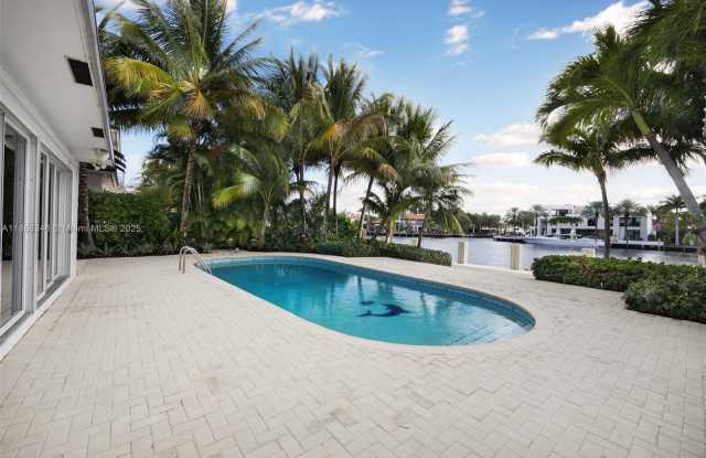 2000 Sunrise Key Blvd photos photos