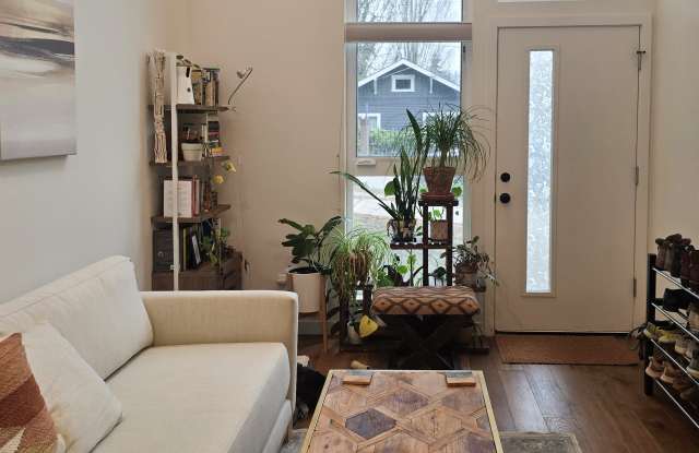 3858 22nd Avenue Southwest Gallery 2