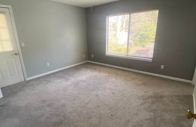 **** HALF OFF FIRST FULL MONTH RENT **** Gallery 4