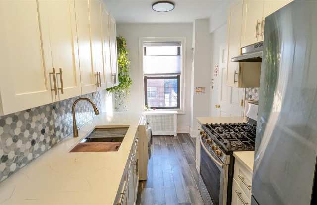8300 Talbot Street photos photos