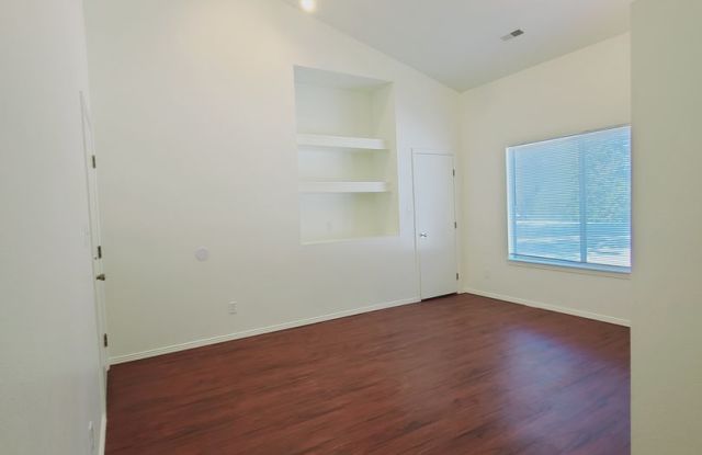 Charming 1 Bedroom, 1 Bath Apartment in Downtown Boise Gallery 3