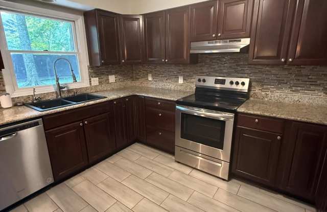 8921 LITTLE RIVER TPKE Gallery 2