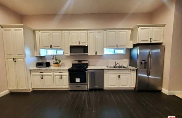 10116 HILLGROVE DR Gallery 3
