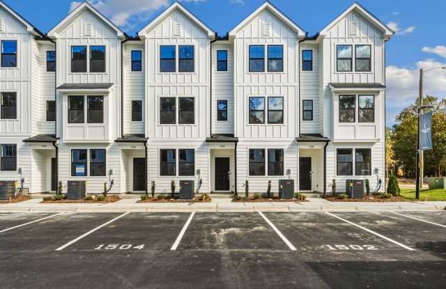 **SPECIAL OFFER - FIRST MONTHS FREE*** New Build Just Minutes to North Hills  Downtown! photos photos