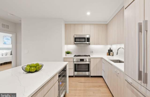 701 SWANN Avenue unit: 103 photos photos 701 SWANN Avenue unit: 103 photos photos