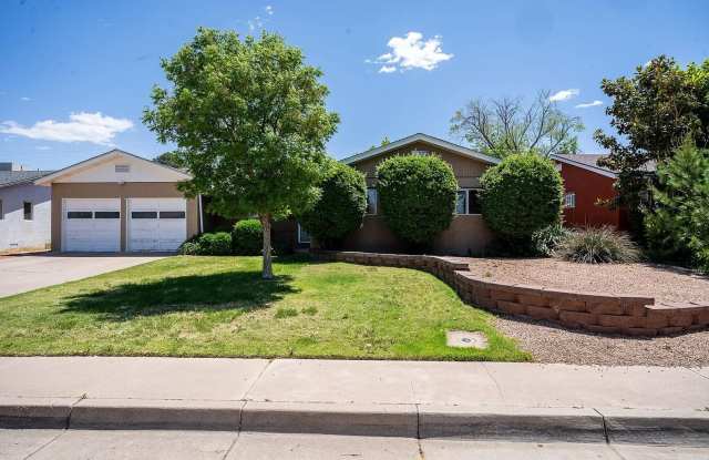 Spacious 4 Bedroom 2 Bathroom Home In The NE Heights! photos photos Spacious 4 Bedroom 2 Bathroom Home In The NE Heights! photos photos
