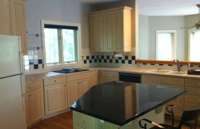 1720 Katy Lane Gallery 4