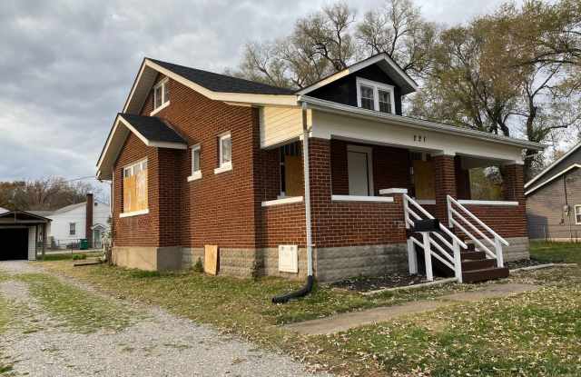 LIMITED TIME**NO APPLICATION FEE**1/2 OFF DEPOSIT** - 221 Main Street, Cahokia, IL 62206