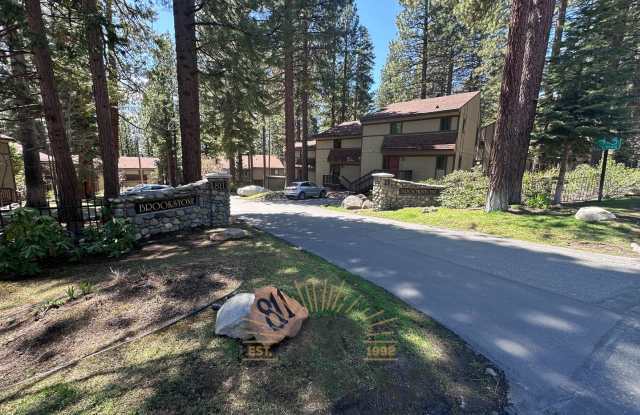 2 Bedroom in Brookstone - Great Lower Elevaton Location! Dog Friendly! photos photos