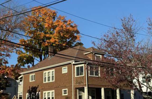 15 Maplewood Street Gallery 1