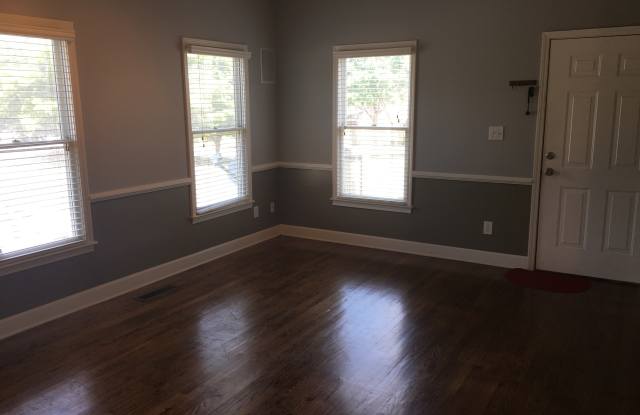 72 Crumley Street Southeast Gallery 3