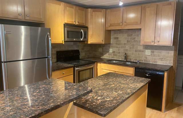2 bed 1 bath Condo Rental - 2051 Allen Blvd., Middleton photos photos